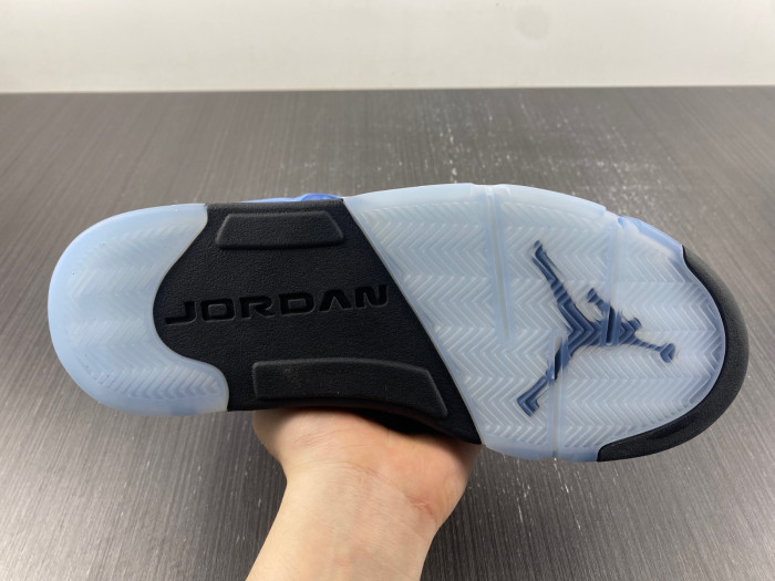 Air Jordan 5 “UNC” DV1310-401