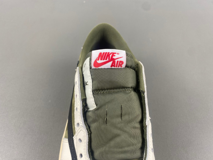 Travis Scott x Air Jordan 1 Low OG DM7866-200