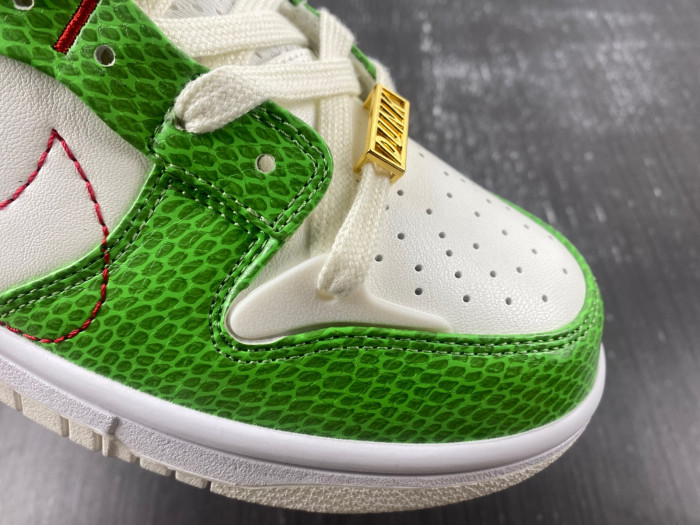 Nike Dunk Low  Disrupt 2 DV1491-101