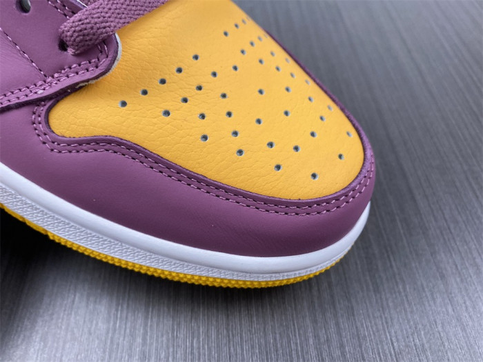 Air Jordan 1 High OG “Brotherhood”