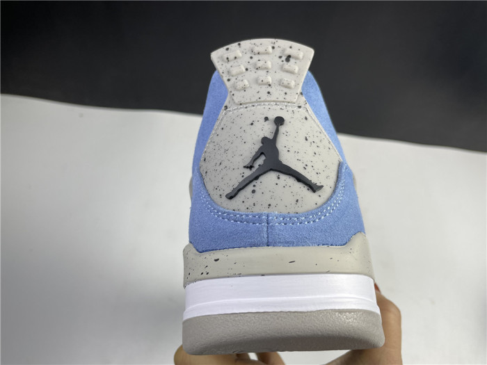 Jordan 4 Retro University Blue CT8527-400