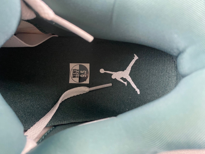 Air Jordan 4 “Oxidized Green” FQ8138-103