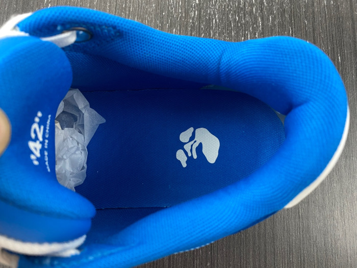 OFF-WHITE OUT OF OFFICE OW000009