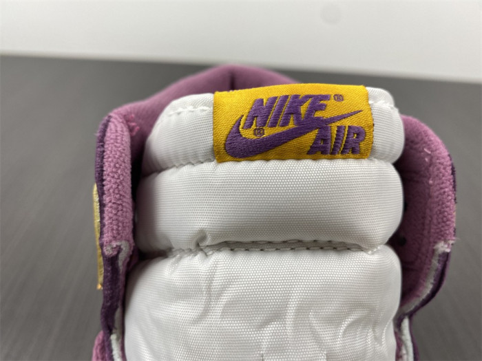 Air Jordan 1 High OG “Brotherhood”