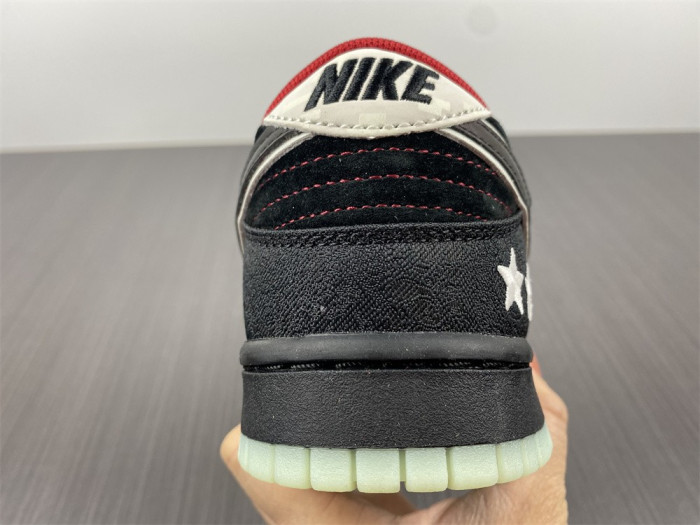 Nike SB Dunk Low LPL League of Legends  DO2327-011