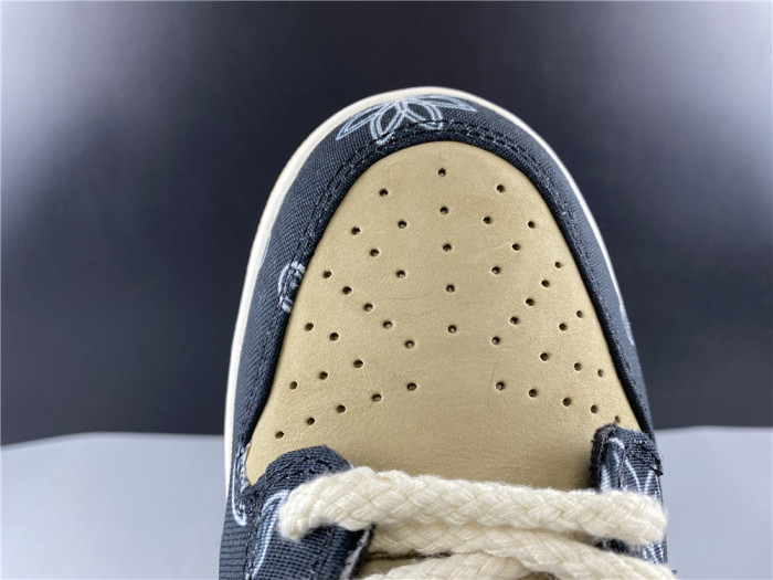 Nike SB Dunk Low Travis Scott (Regular Box) CT5053-001