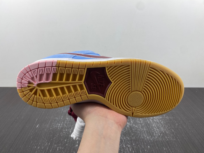 Nike SB Dunk Low  PRM DQ4040-400