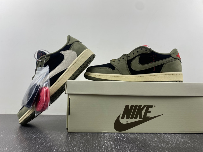 Air Jordan 1 Low OG x AJ1 Travis Scott  DM7866-002