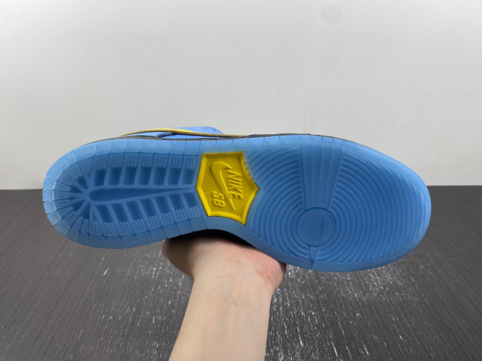 Nike SB Dunk Low “Bubbles” FZ8320-400