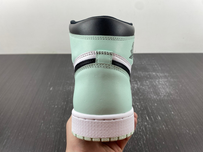 AIR JORDAN 1 RETRO HIGH OG NRG AJ1 861428-100