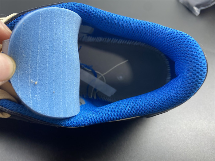 Jordan 1 Low fragment design x Travis Scott DM7866-140