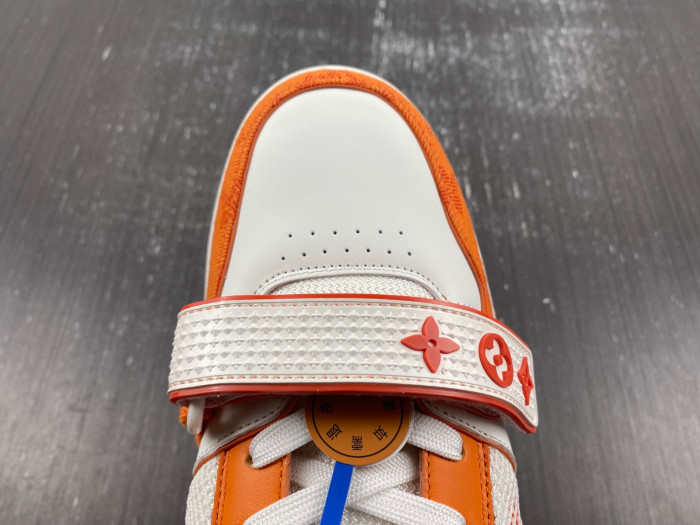 LV ARCH LIGHT SNEAKER