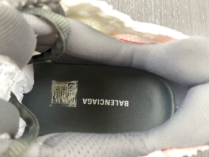 Ba*len*cia*ga 7.0 677403-w3rb6-9167