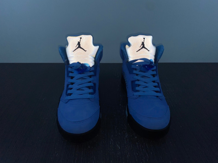 Air Jordan 5 “UNC” DV1310-401