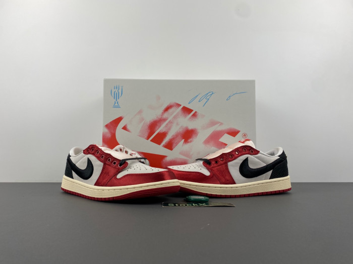 Trophy Room x Air Jordan 1 Low OG “Home” FN0432-100