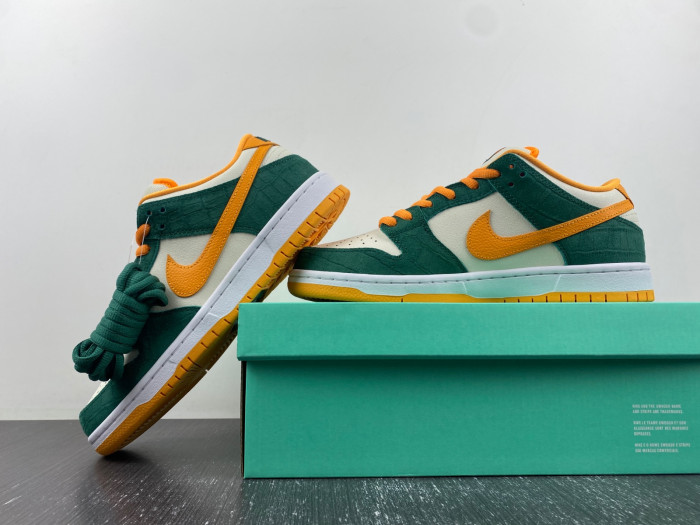 5K1 Nike SB Dunk Low Pro 304292-383
