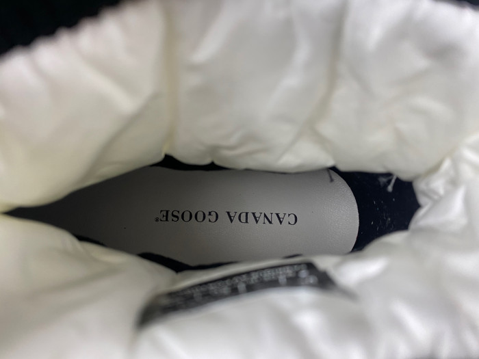 CANADA GOOSE WOMENS TORONTO 7783W