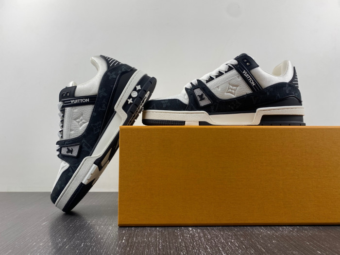 Louis Vuitton LV trainer