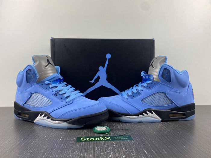 Air Jordan 5 “UNC” DV1310-401