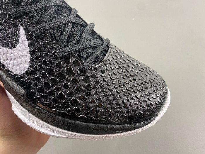 Nike Kobe 7 VI WHITE AND BLACK BLANC ET NOIR CW2190-002