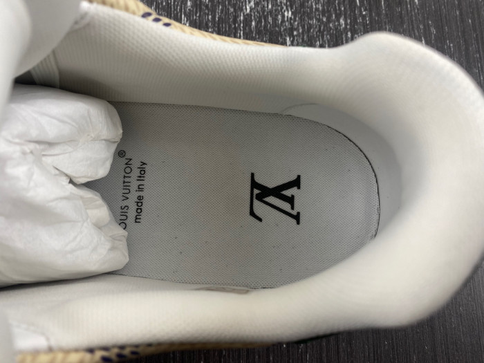LV ARCH LIGHT SNEAKER