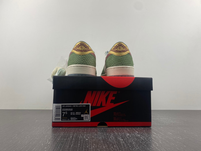 Air Jordan 1 Low OG “Year of the Dragon” FN3727-100