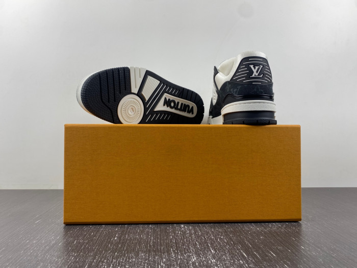 Louis Vuitton LV trainer