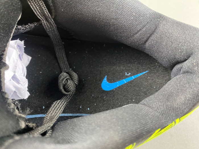 Nike Kobe 4 Protro “Wizenard” CV3469-001