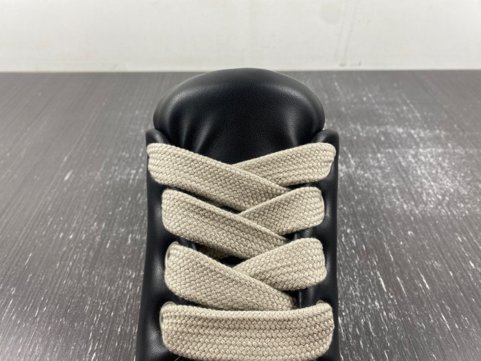 Jumbo Laced Padded Low RU02C7893 LLPW2