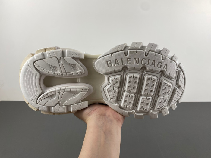 Ba*len*cia*ga track 786281 w3co1 2000