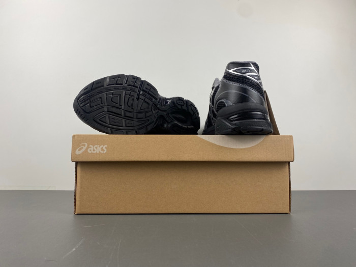 ASICS Gel 1130 “Black Pure Silver”r" 1203A497-100