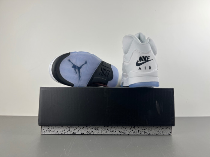 Air Jordan 5 HQ7978-103