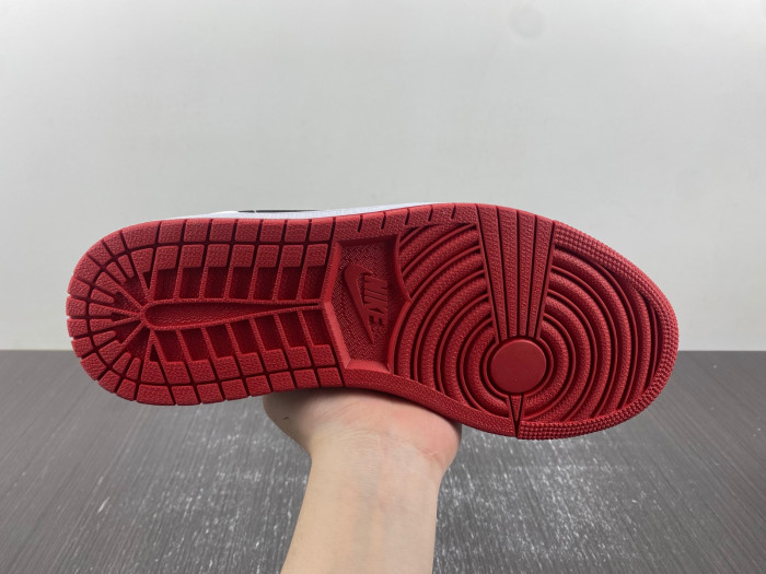 AIR JORDAN 1 MID DQ8426-106