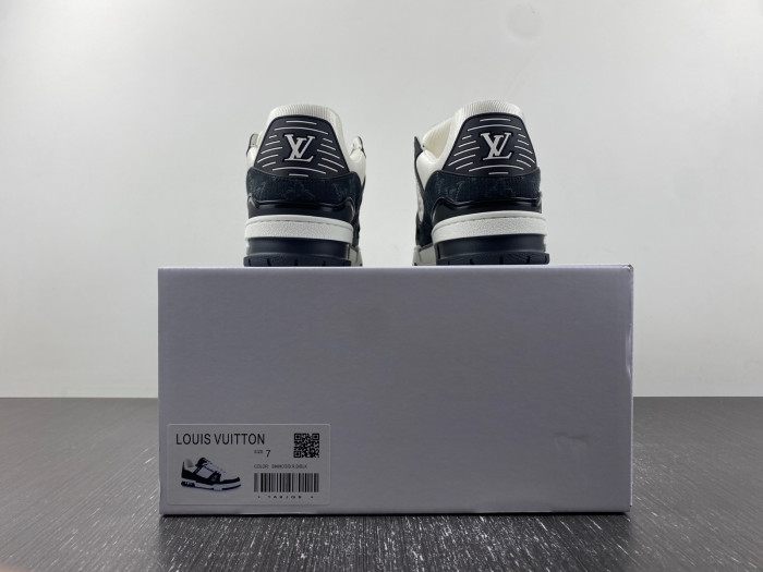 Louis Vuitton LV trainer