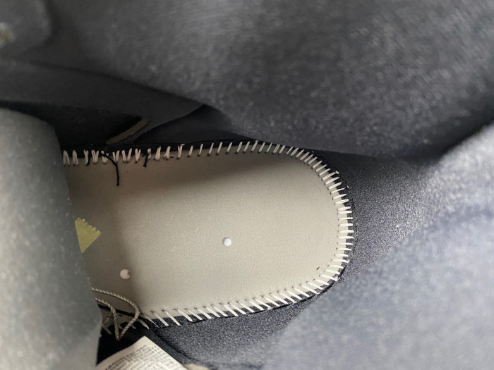 Air Jordan 1 High OG “Reverse Panda” DZ5485-010