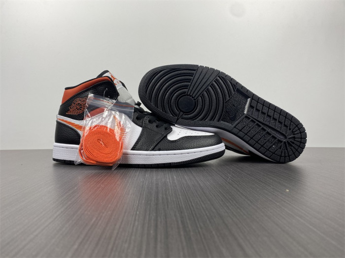 Air Jordan AIR JORDAN 1 MID 