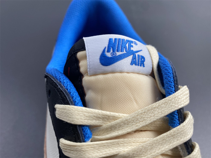 Jordan 1 Low fragment design x Travis Scott DM7866-140