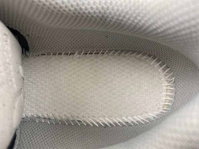 NEW BALANCE 2002R M1906DA