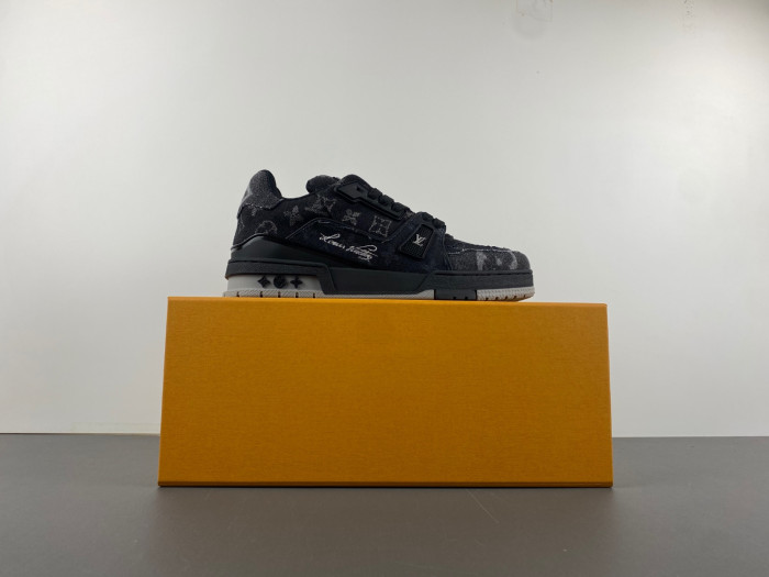 Louis Vuitton LV trainer