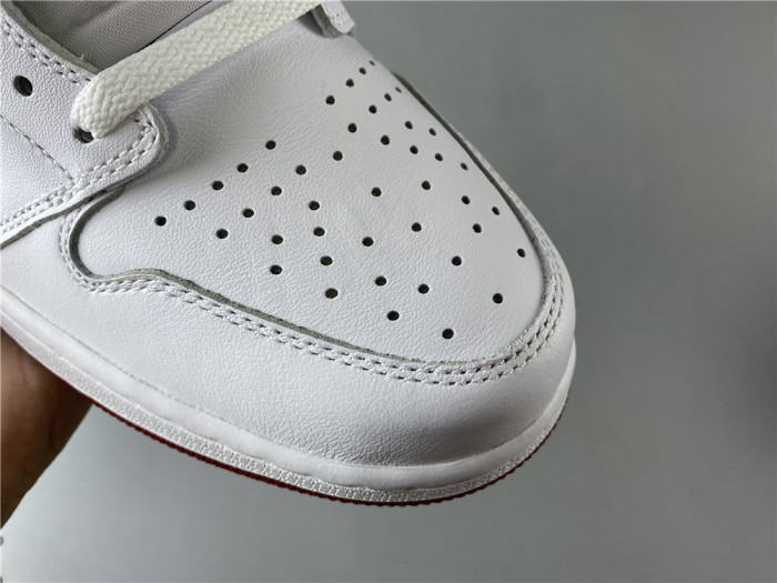 Jordan 1 Retro Metallic Red (2017) 555088-103