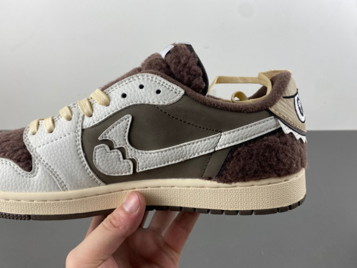 AIR JORDAN 1 LOW TRAVIS SCOTT LABUBU DM7866-717