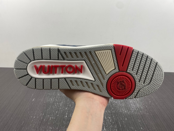 l**is V*t*n lv trainer