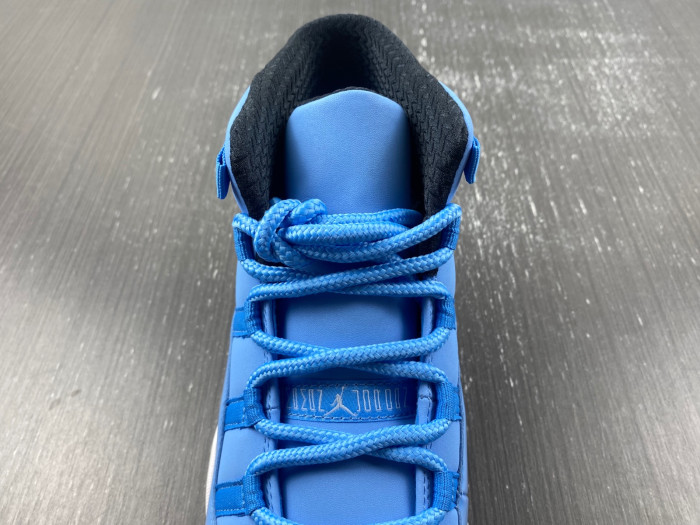 Air Jordan 11 "Pantone" 717602-900