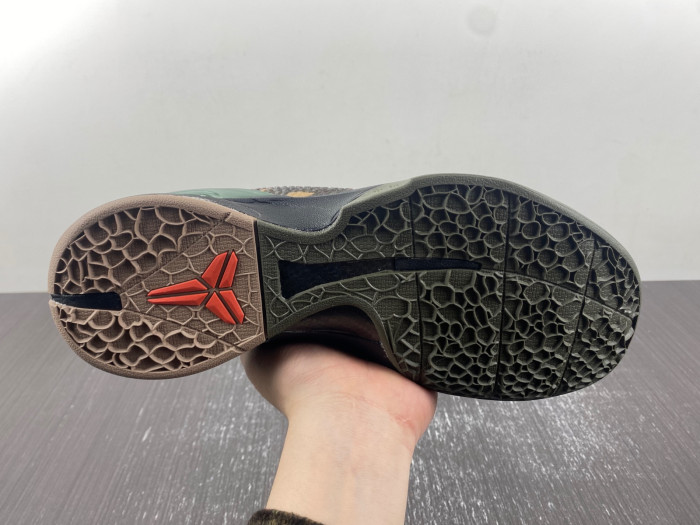 Nike Kobe 6 Protro “Italian Camo” FQ3546-001