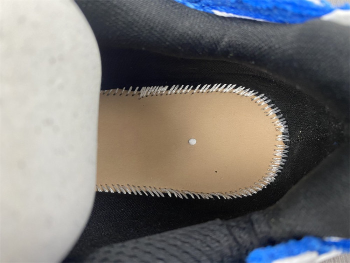 Ba*len*cia*ga runner sneaker