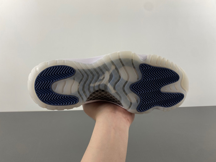 Jordan 11 Retro Low Diffused Blue (2024)