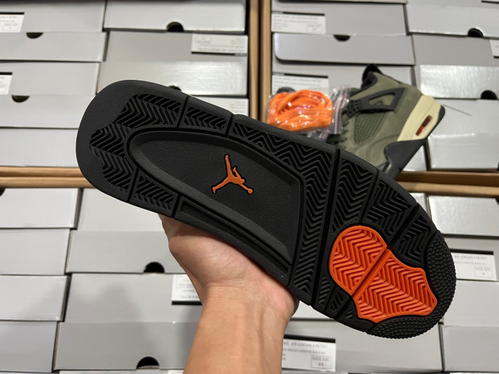 AIR JORDAN 4 RETRO FB9927