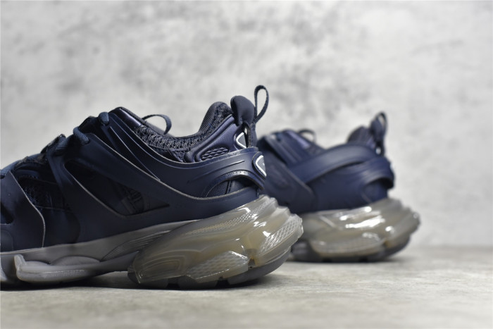 Ba*len*cia*ga track trainer