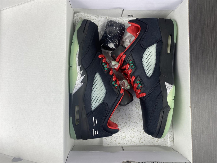 AIR JORDAN RETRO 5 “ANTHRACITE” DM4640-036