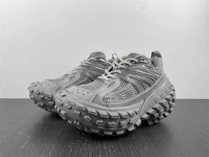 Ba*len*cia*ga defender light gray  685611 w2ra6 1200